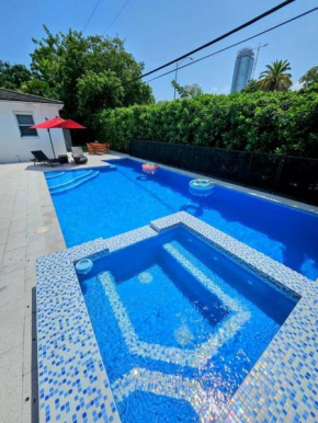 Brickell Enclave Sunny Retreat with pool